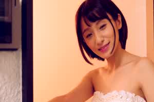 日本AV女优高清写真 吉良铃 ALL NUDE  背景图片