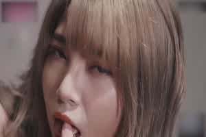 皇家华人 失恋遇到鬼压床 变态鬼魂透明开干  背景图片