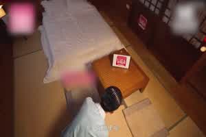 麻豆 淫荡静香体验3p 新年贺礼原谅帽  背景图片