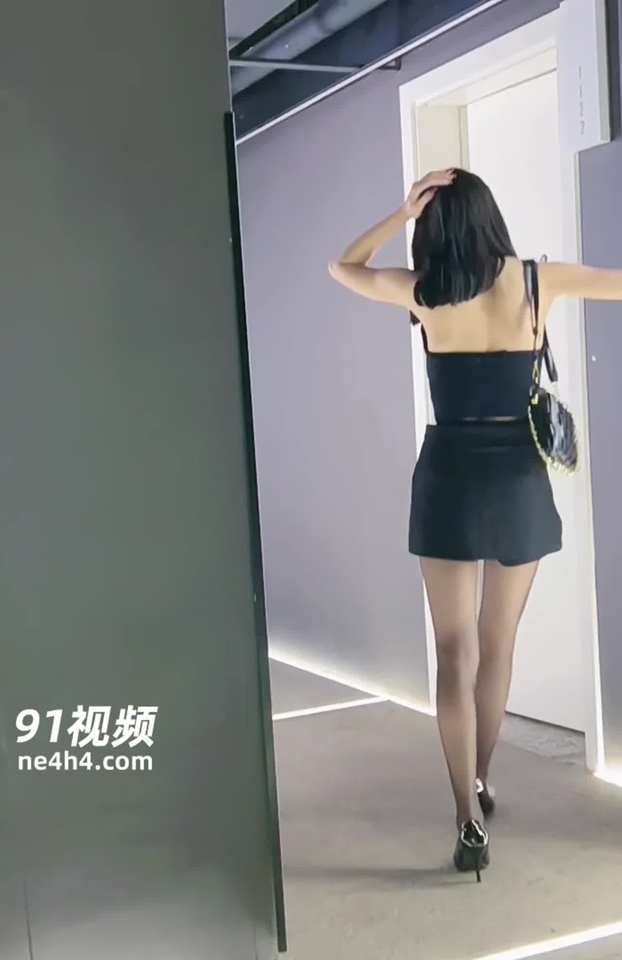  原创 宸寿樱桃 醉后的女神沦为性玩具 上篇 的剧照6