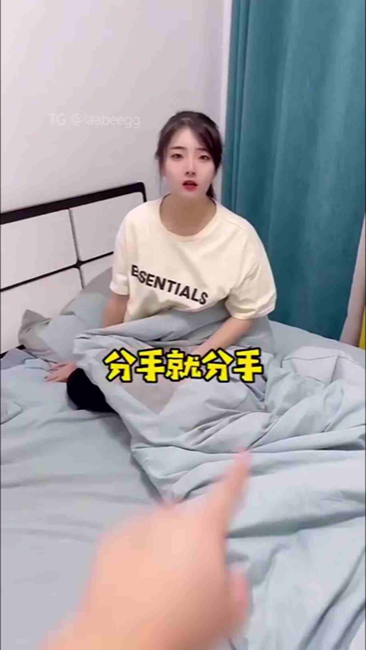  女友诱惑狠操她 的剧照3